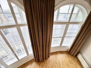 Photo 16- click for photo gallery